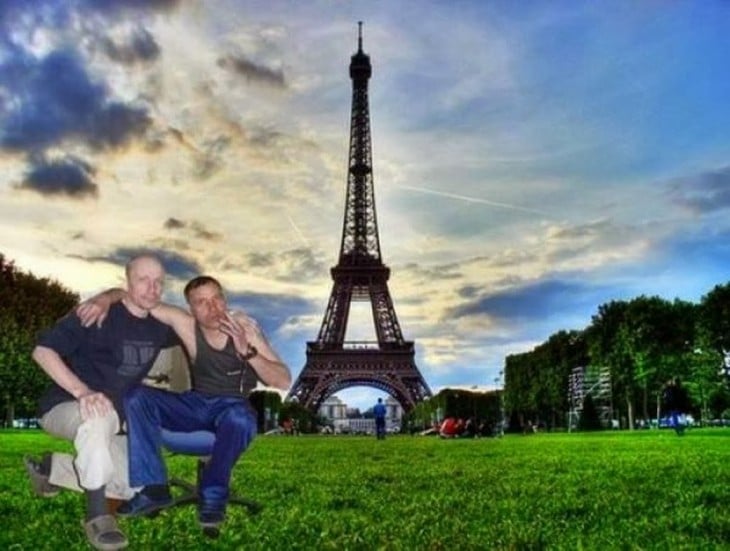 en su ultimo viaje a paris estos amigos se tomaron esta foto