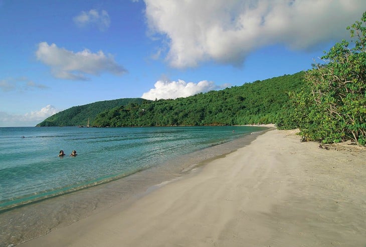 PLAYA MAHO, US