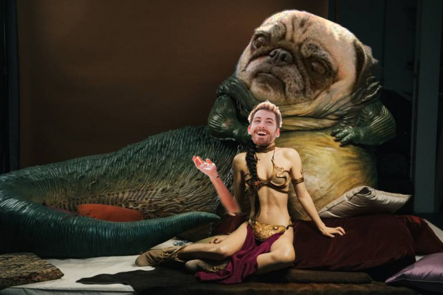 Batalla de photoshop a este hombre y su perro pug en una escena de la película de Star Wars 