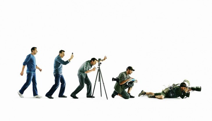 imagen muestra como ha evolucionado en diferentes posiciones un fotógrafo 