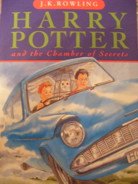 portada del libro Harry Potter y la cámara de los secretos 