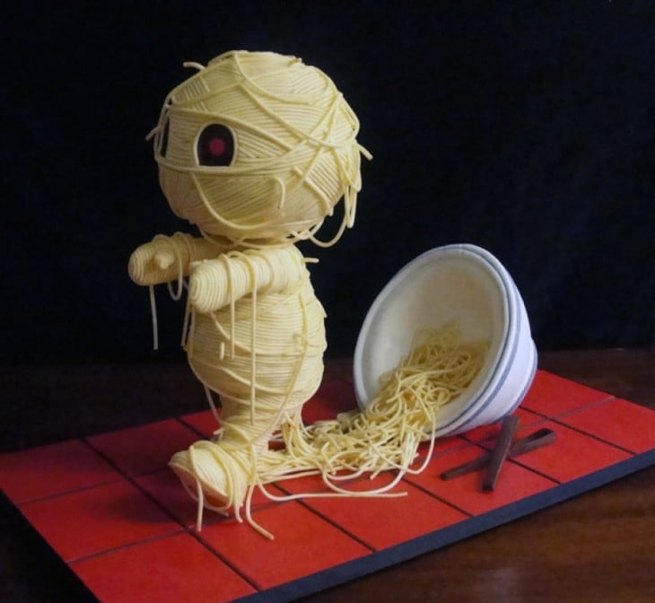 PASTEL SPAGUETTI NIÑO ZOMBIE