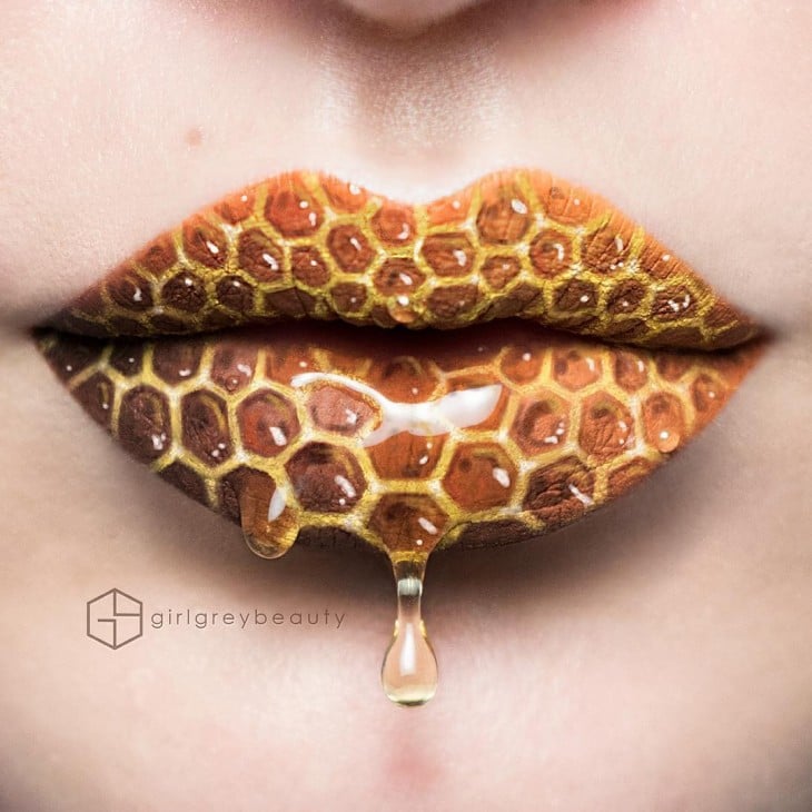 labios con un diseño de panal de abejas 