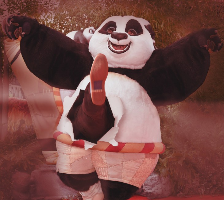 photoshop de jack black dando una patada a través de kung fu panda 