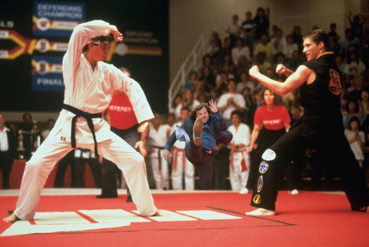 photoshop de jack black dando una patada en una escena de karate kid 