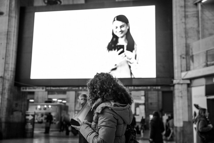 IMAGEN ROBANDO ALMA MUESTRA LA PUBLICIDAD ARRIBA