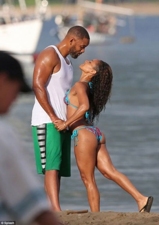 Will Smith y Jada Korent Pinkett en la playa 