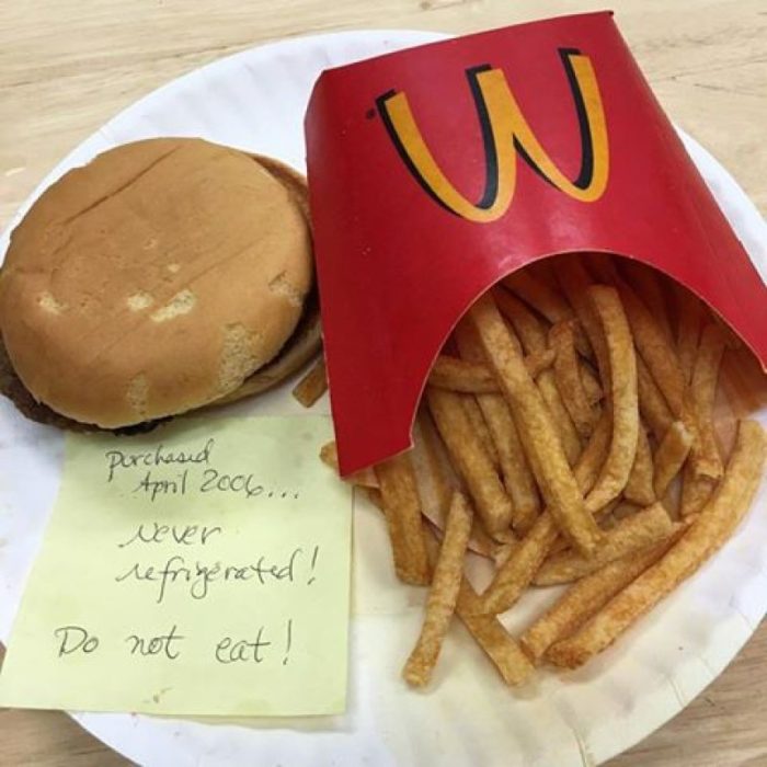 Así luce una hamburguesa de McDonald´s 10 años después sin ser tocada ni refrigerada 