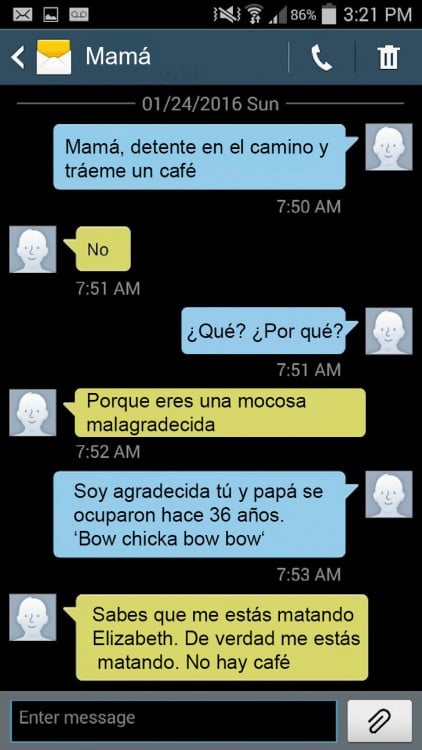 conversación de una mujer que pide a su mamá le lleve un café 