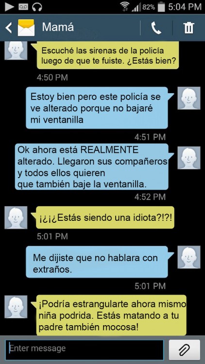 captura de pantalla de mensajes graciosos de una hija con su madre 