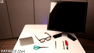 gif que muestra cómo hacer un ordenador invisible 