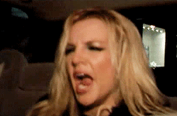 Britney Spears bostezando