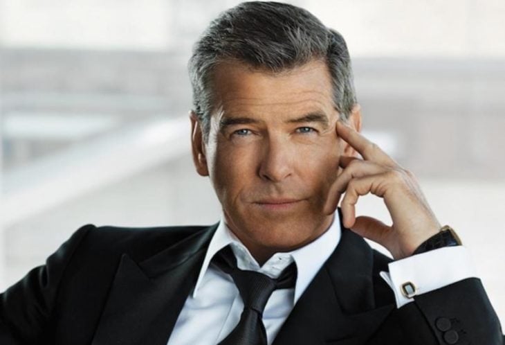 pierce brosnan hombre sexy de más de 40 años