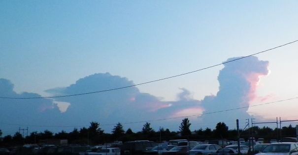 nube con forma de dragón
