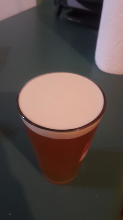 cerveza con espuma