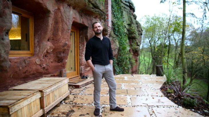 Angelo Mastropietro, el hombre que convirtió una cueva de 700 años en una casa increíble 
