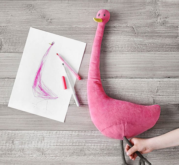 un Flamingo dibujado por una niña