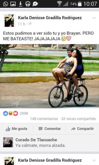 bryan con la karla en un paseo en bicicleta