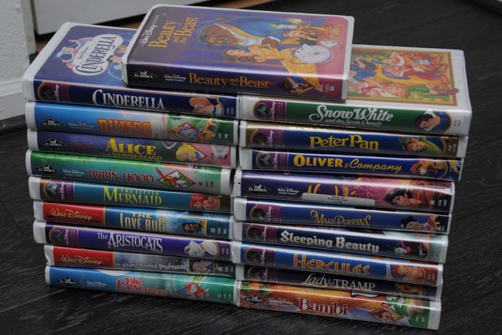 Cosas que antes hacías. 19 películas de Disney en VHS