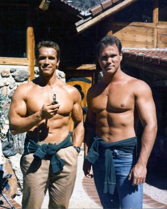 doble arnold shwarzenegger