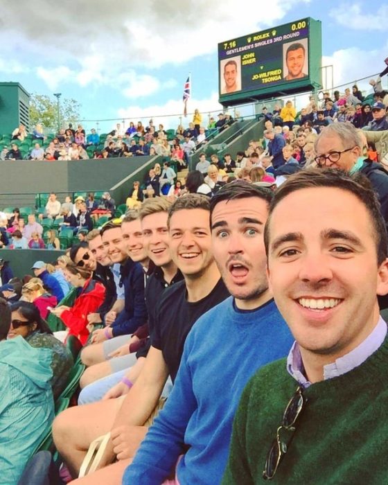 selfie amigos en partido