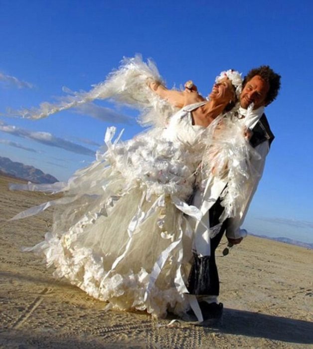 vestido de novia deshilachado 