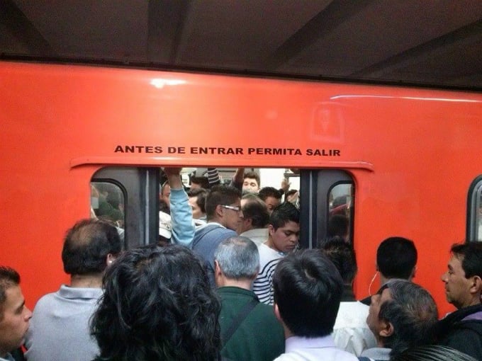 metro saturado