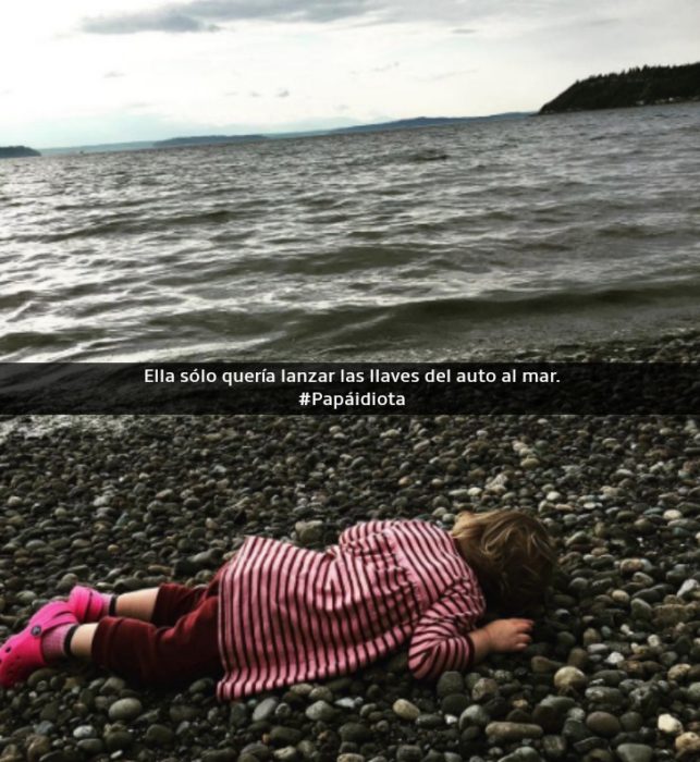 niña llorando a la orilla del mar