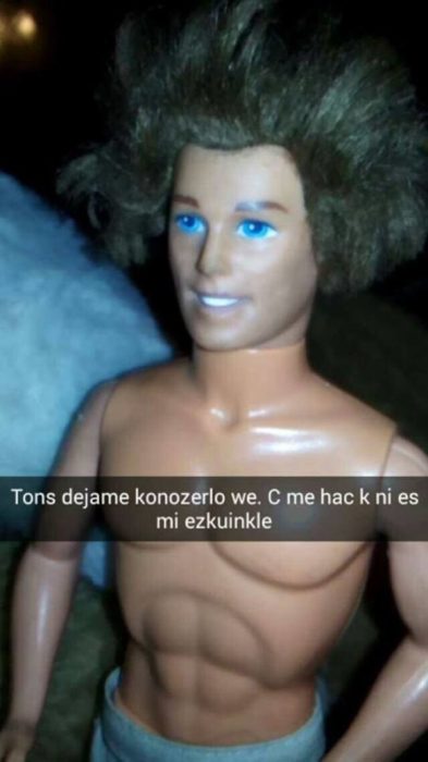 ken seguía platicando con barbie