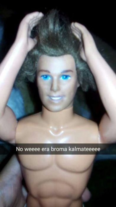 ken disculpandose