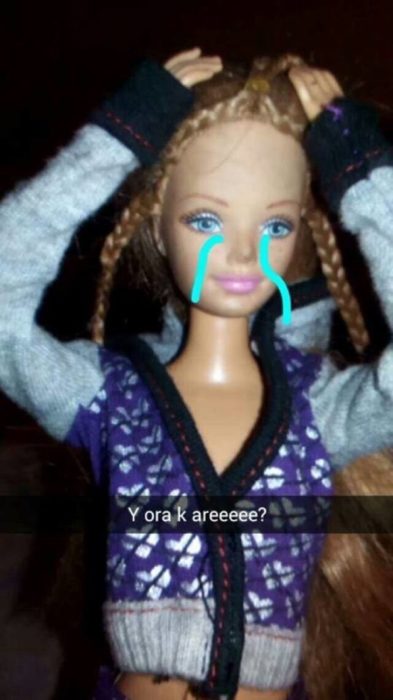 barbie llorando