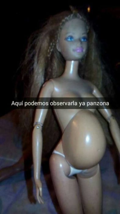 barbie desnuda embarazada