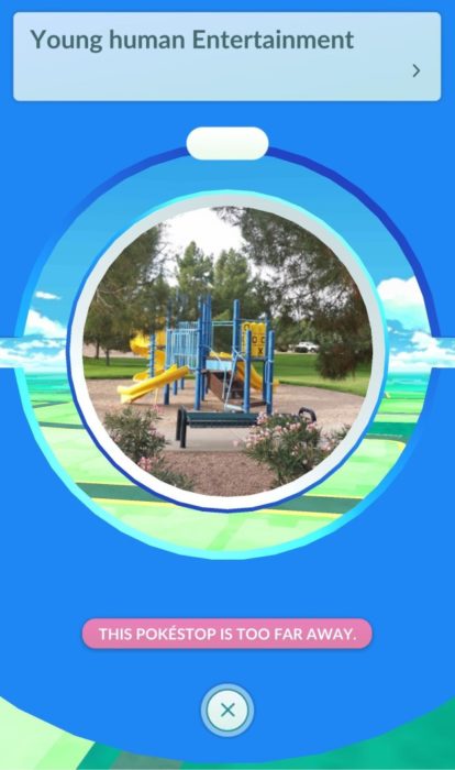 Adictos Pokemón Go en el parque