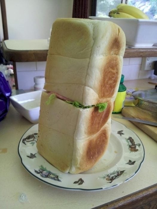 Sandwich pan gigante
