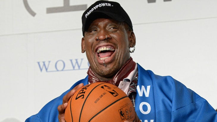 Dennis Rodman sonríe