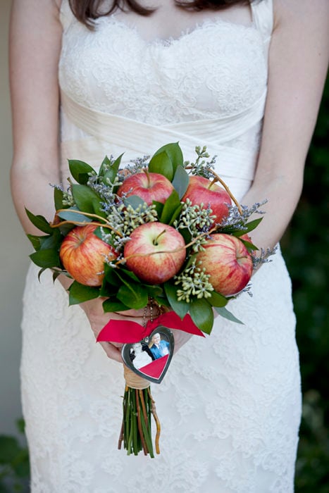 ramo de novia de manzanas