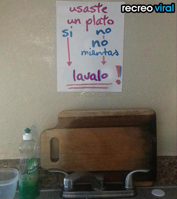 cartel lava tus platos