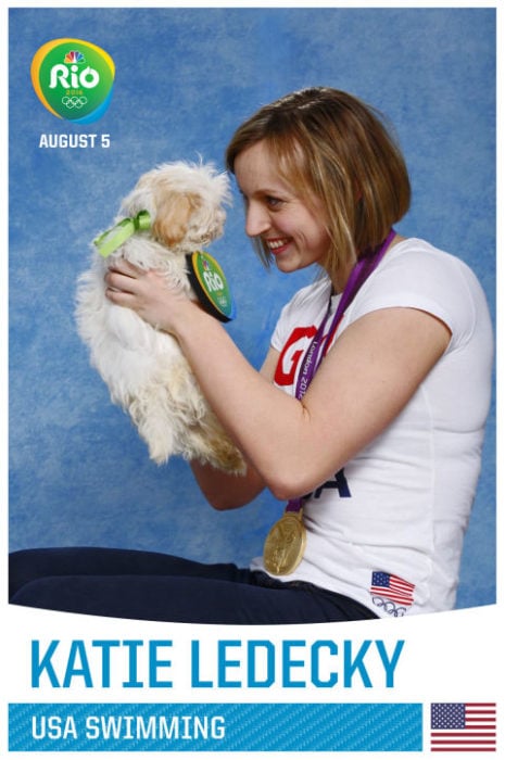 katie ledecky y cachorro