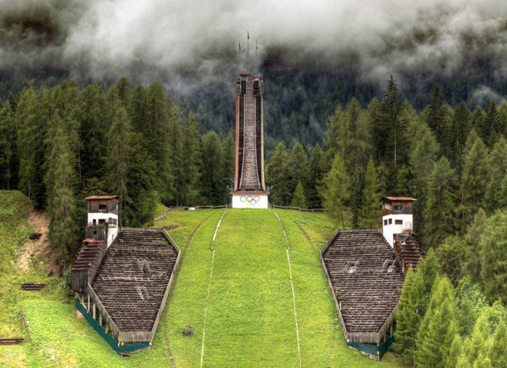 Torre de salto en esquí, Cortina D’ampezzo, Juegos Olímpicos de Invierno, Italia 1956