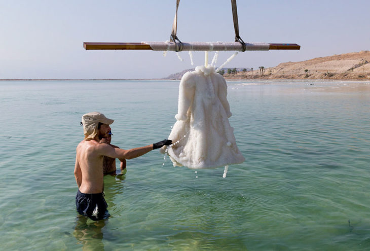 VESTIDO DE SAL ETAPA 7 SALIENDO DEL MAR