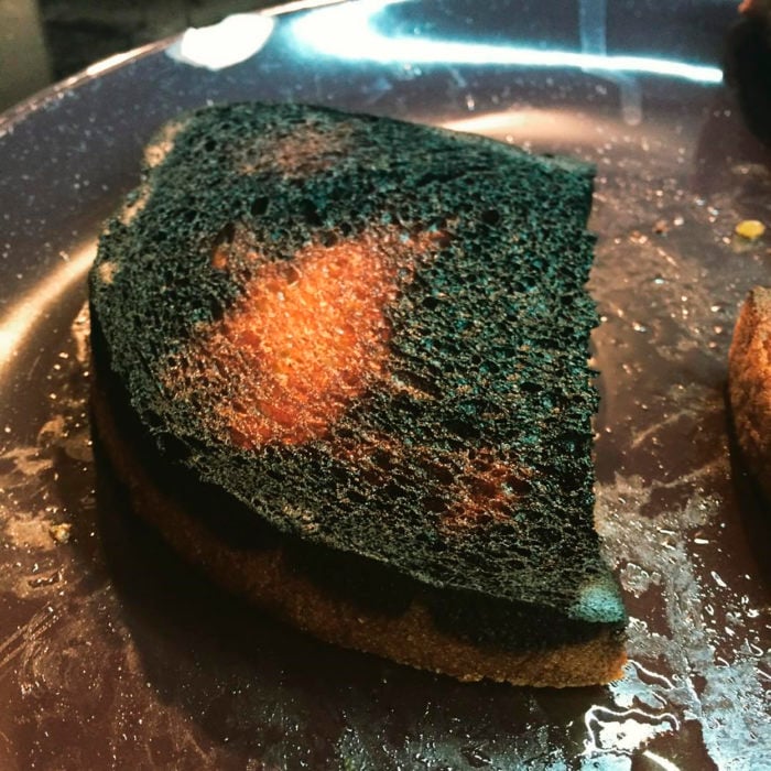 pastel quemado