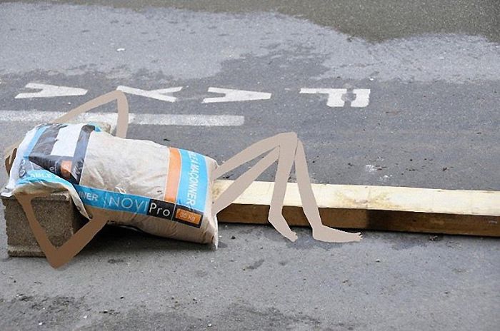 Arte en las calles de París - bolsa de cemento agotada