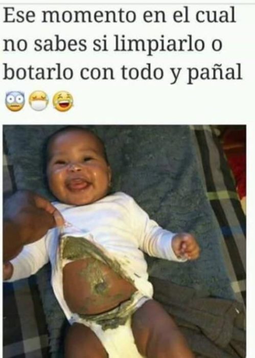 Hilarantes tuits mamás - no sabes si botarlo con todo y pañal