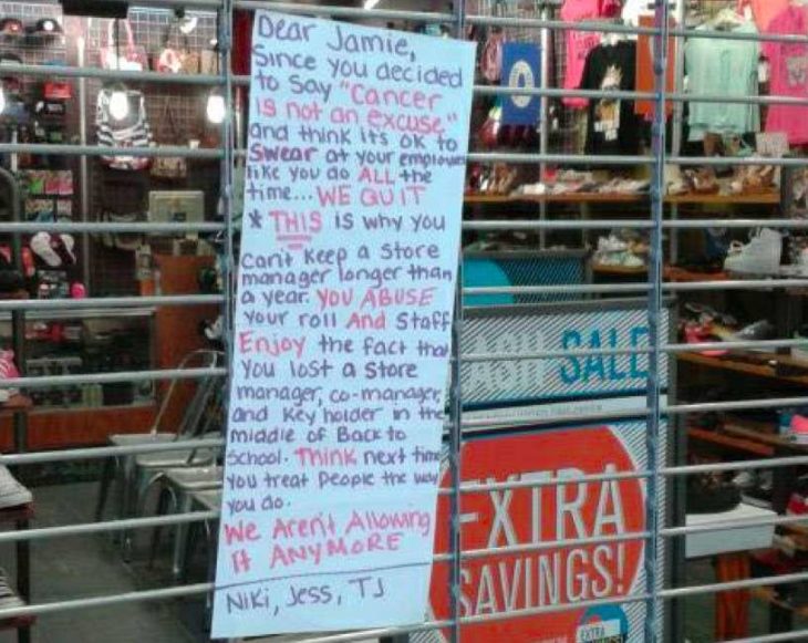 Todos los empleados de una tienda renuncian juntos y cierran la tienda