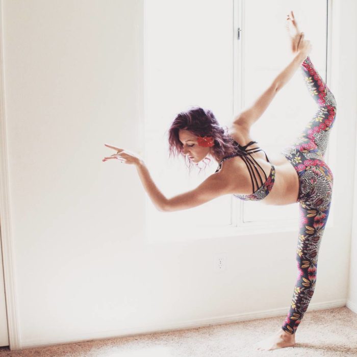 Heidi yoga con top crop y lycra