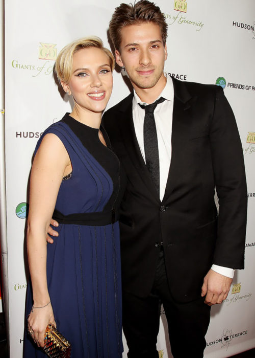 Scarlett Johansson y su hermano gemelo Hunter