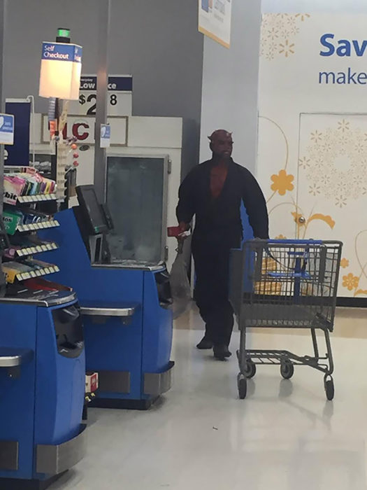 satán en walmart