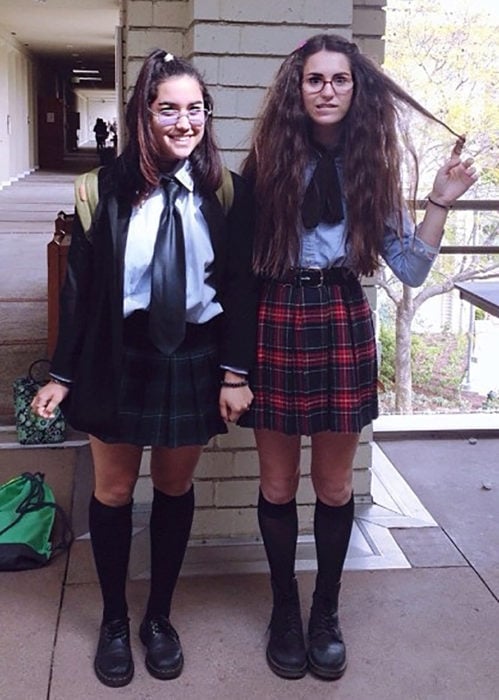 amigas disfrazadas de Mia Thermopolis y Lilly Moscovitz