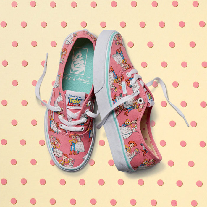 tenis rosas de toy story