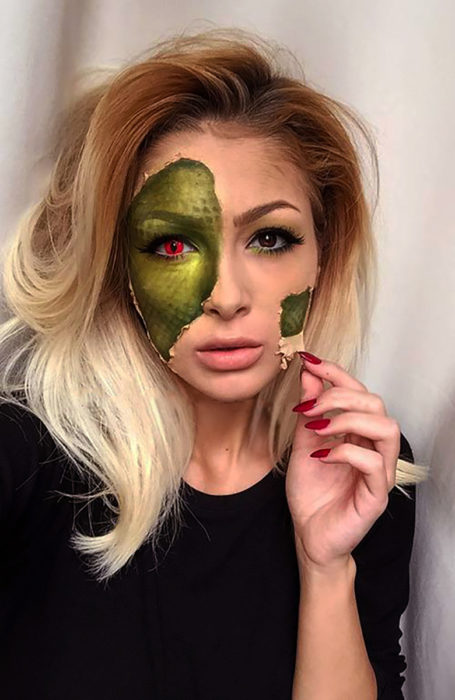 maquillaje de reptiliana